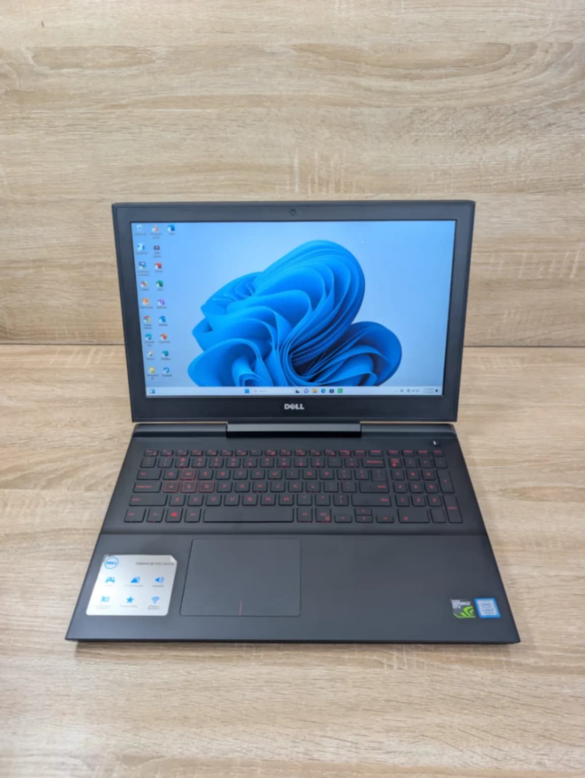 Dell Inspiron 15 7000